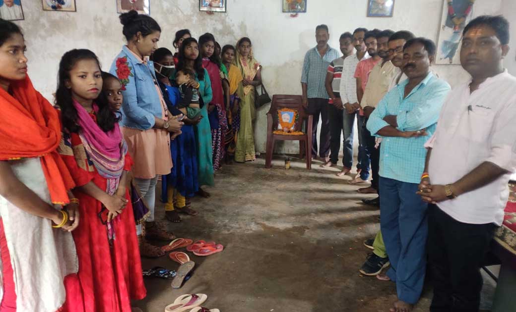 सत्यनारायण शर्मा के आकस्मिक निधन पर  कांग्रेस भवन जशपुर में अर्पित की गई श्रद्धांजलि.