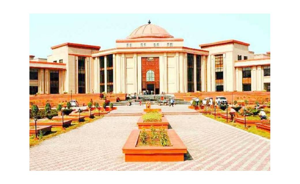  बिना छानबीन और प्रमाण के आरोपी को  लिया  हिरासत में...छत्ती... - CG Sandesh