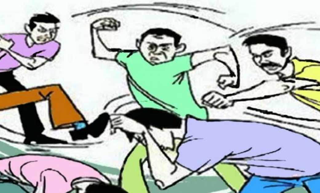 बागबाहरा : घर अन्दर घुसकर बच्चे की बेइज्जती किये हो कहकर मार... - CG Sandesh