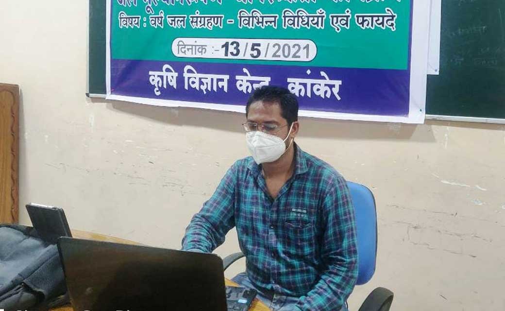 कुलगांव में चल रहे विकास कार्यो का जिला पंचायत सीईओ ने किया निरीक्षण