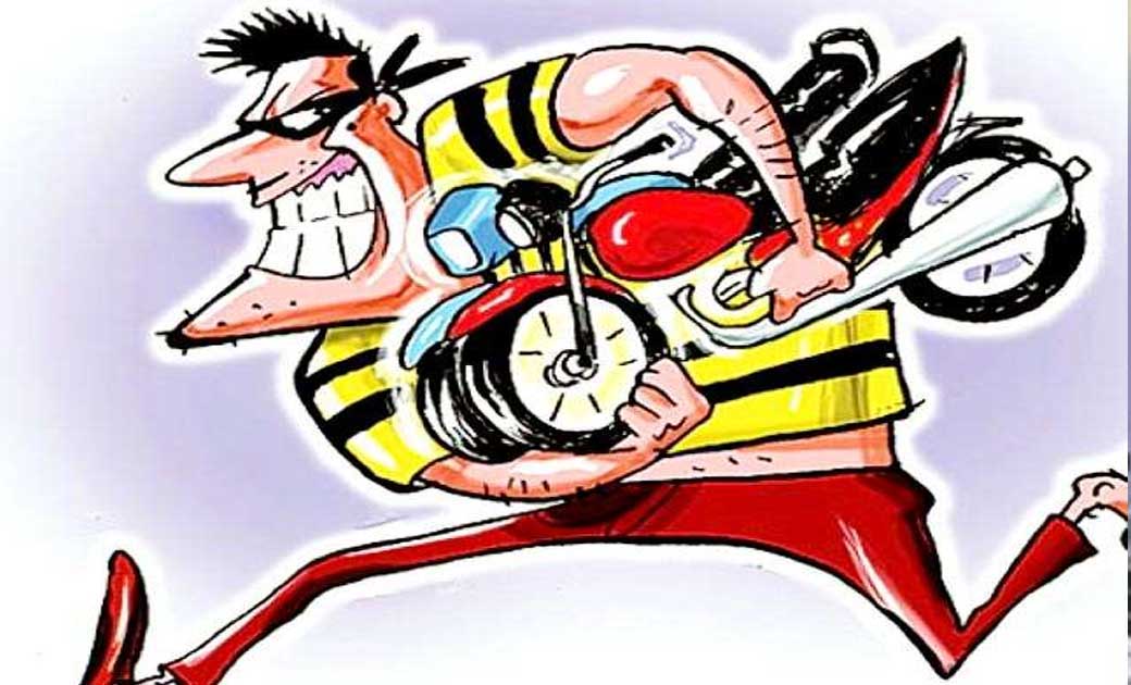 खल्लारी : लघुशंका करने गये व्यक्ति का मोटर सायकल चोरी, मामला... - CG Sandesh