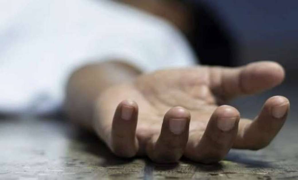 सांकरा: गमछा से फांसी लगाकर व्यक्ति ने की खुदखुशी - CG Sandesh