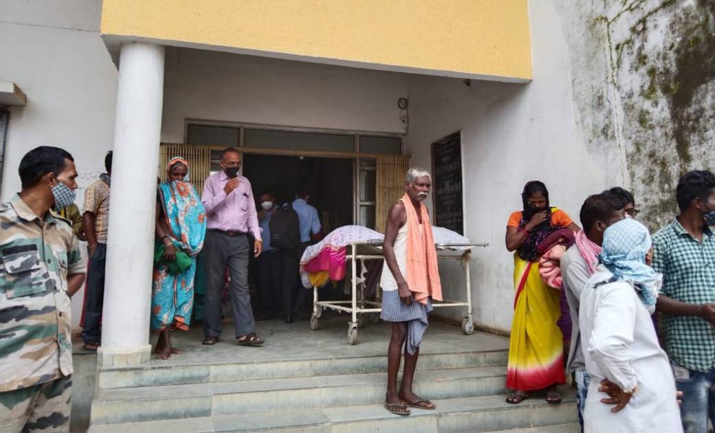 जशपुर जिला पत्थलगांव में सर्पदंश से एक दिन में हुई दो लोगों की मौत,मर्ग कायम कर जांच में जुटी पुलिस