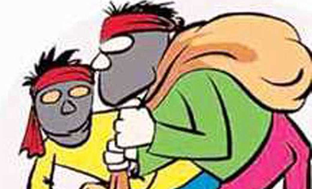 न्यायालय में कार्य करने वाली महिला कर्मचारी के यहाँ दिन-दाहाड़े चोरी, मामला दर्ज