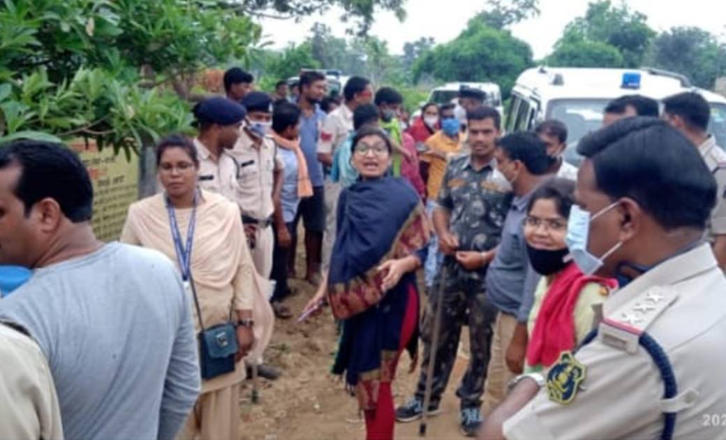 सरायपाली जनपद क्षेत्र के ग्राम पंचायत में सरपंच के खिलाफ लाय... - CG Sandesh
