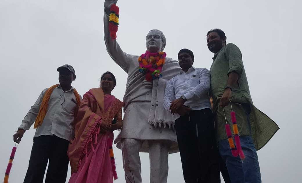 राजीव गांधी के 77वीं जयंती पर कांग्रेस कार्यकर्ताओं ने किया याद