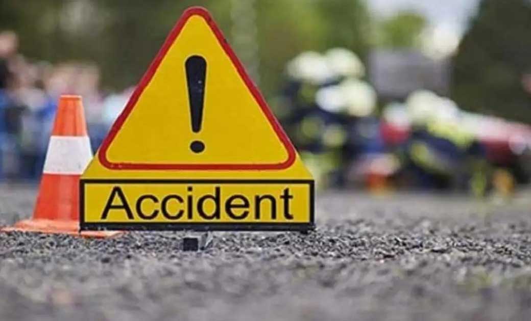 खडी ट्रक से टकराकर मोटरसायकल चालक की मौत