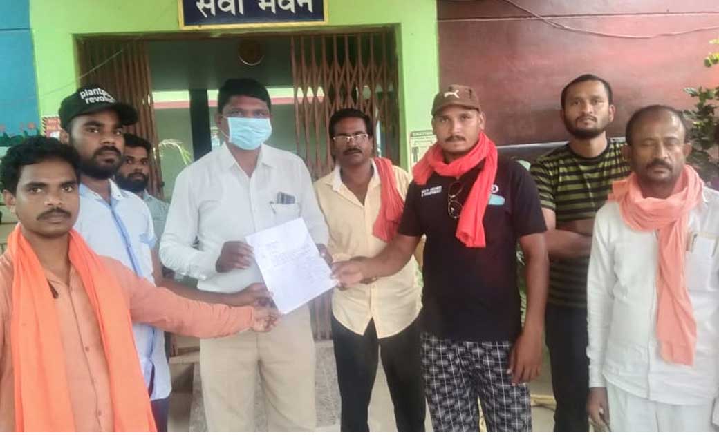  शिवसेना द्वारा नगरीय निकाय की बिजली, पानी ,सड़क ,पेयजल ,स्वच्छता की समस्याओं को लेकर पूरे प्रदेश भर में जन आंदोलन प्रारंभ किया गया 