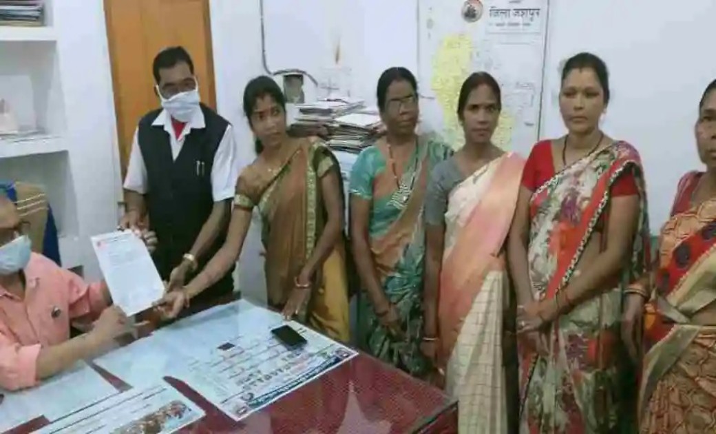 2 करोड़  की लागत से 1 वर्ष पूर्व बना बांध  बहा, दोषियों के विरूद्ध प्रथम सूचना पत्र दर्ज करने की मांग