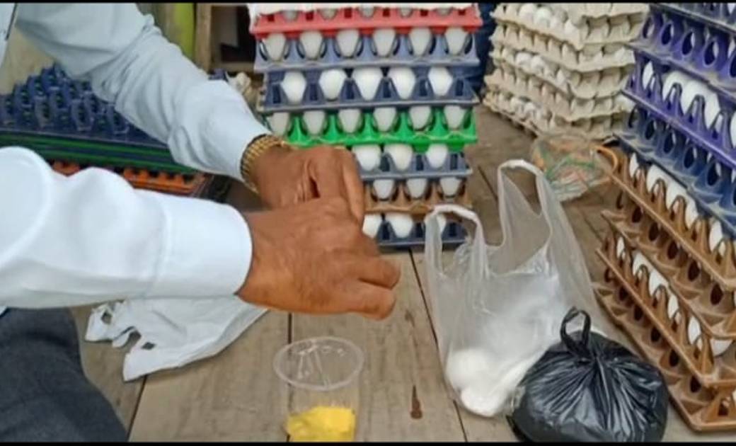 नकली अंडे मिलने की आशंका से सहमे उपभोक्ता..एसडीएम से किया गया लिखित में शिकायत....