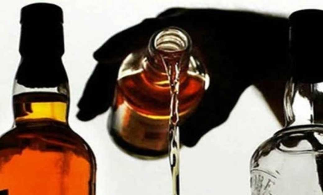 बसना : लोगों को अवैध शराब पिलाने की साधन मुहैया कराने पर कार्यवाही.