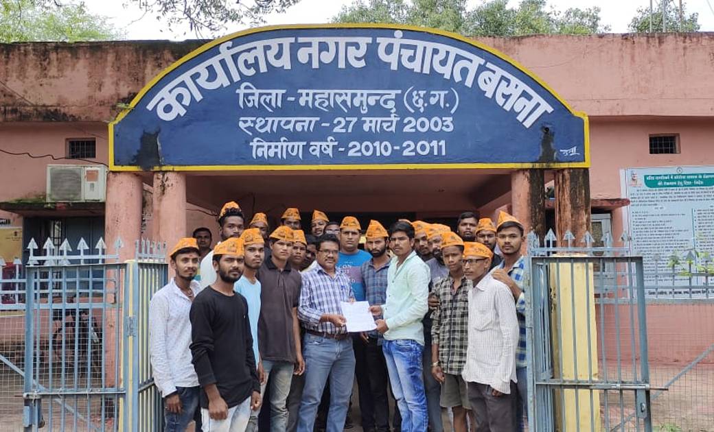 राष्ट्रीय बजरंग दल बसना ने की साईं विहार कॉलोनी में नल-जल यो... - CG Sandesh