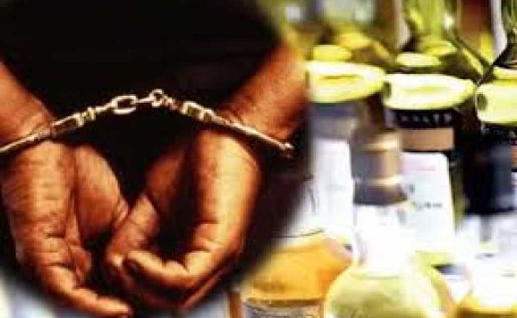 कोमाखान : 32 लीटर महुआ शराब जप्त. - CG Sandesh