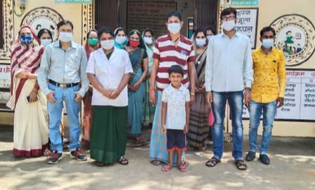 बसना का ग्राम सिंघनपुर हुआ कोरोना पूर्ण टीकाकृत गांव  - CG Sandesh