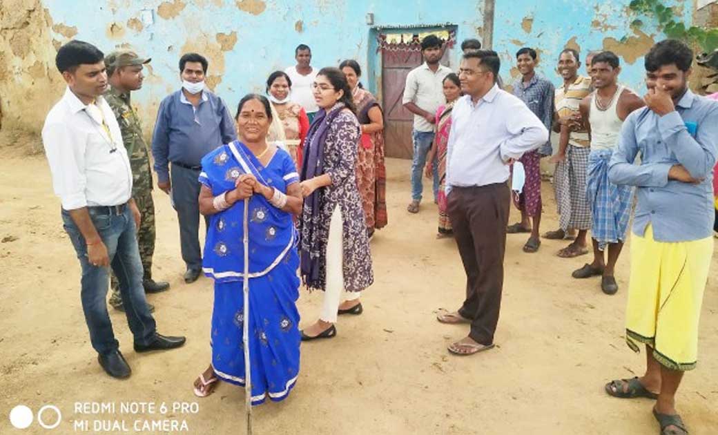 सरायपाली: स्वास्थ्य टीम उतरी शत प्रतिशत टीकाकृत कराने हेतु - CG Sandesh
