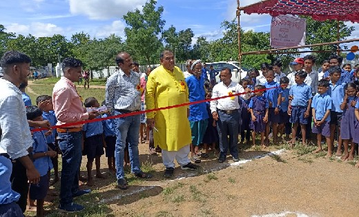 बागबाहरा : महेंद्र चंद्राकर ने ग्राम पंचायत खुसरूपाली में कि... - CG Sandesh