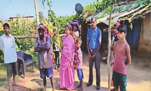डसने पर बच्चे ने दांतों से कोबरा को काटकर मार डाला, इलाज के ... - CG Sandesh