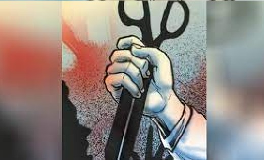 महासमुंद : शराब पीकर चिल्लाते रहता है कहकर कैची निकालकर गाल में किया हमला 