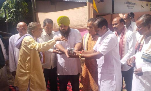 सरायपाली : कोलता समाज सामाजिक भवन निर्माण कार्य का अमृत पटेल... - CG Sandesh