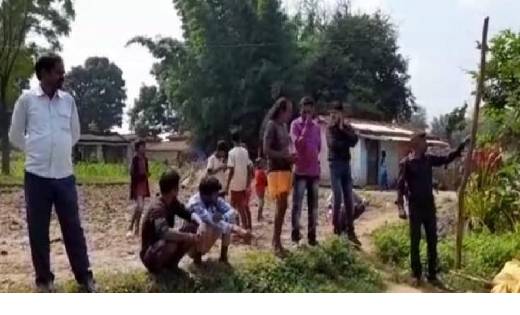 बेटी ने दूसरी जाति के लड़के से किया प्यार, परिजनों ने सिर मु... - CG Sandesh