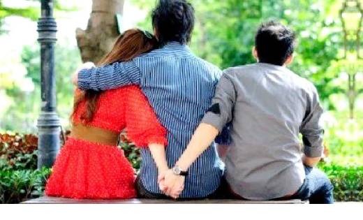  अजब प्रेम की गजब कहानी ,युवती को 2 सगे भाइयों से हुआ प्यार.... - CG Sandesh