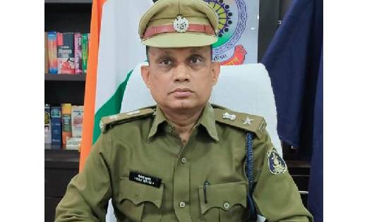 महासमुंद जिले के नए पुलिस अधीक्षक विवेक शुक्ला ने ग्रहण किया पदभार