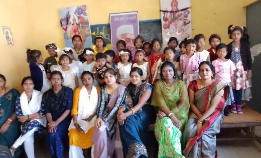 बसना : किड्स एजुकेशन स्कूल बंसुला में बाल दिवस पर फैंसी ड्रे... - CG Sandesh