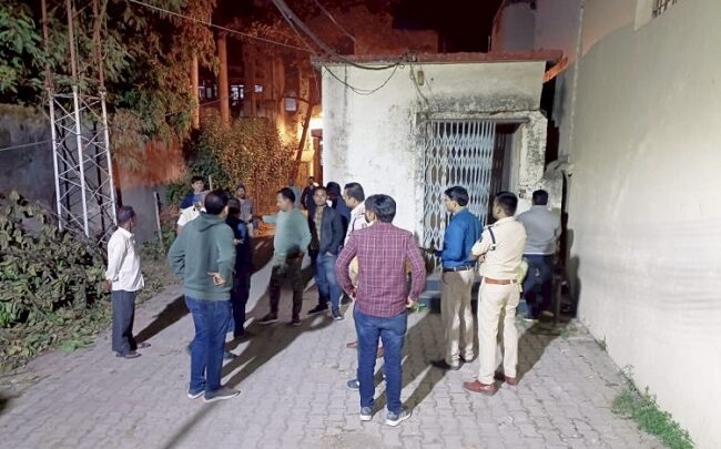 न्यायधानी में चाकू की नोक 13 लाख की लूट - CG Sandesh