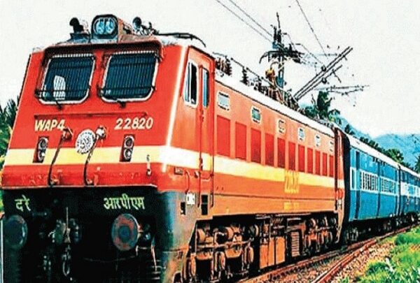 ट्रेन हादसे रोकने के लिए बनेगी सुरक्षा दीवार - CG Sandesh