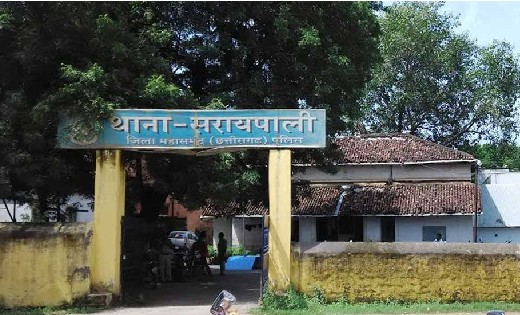 सरायपाली : शासकीय स्कूल के गेट और कमरों का ताला तोड़कर कंप्यू... - CG Sandesh