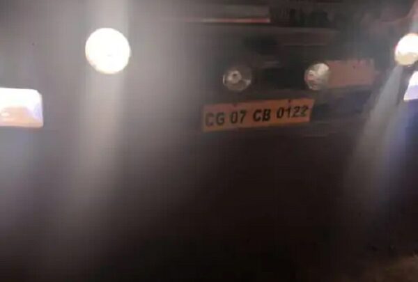  डंपर की चपेट आने से युवक की मौके पर ही मौत - CG Sandesh