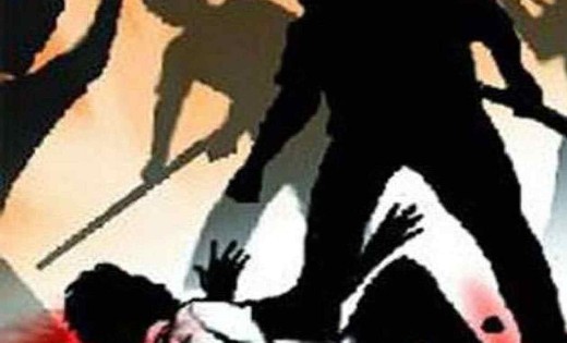 सिंघोड़ा : लोहे के राड से हमला, सिर फटा, खून से लथपथ हुआ व्यक... - CG Sandesh