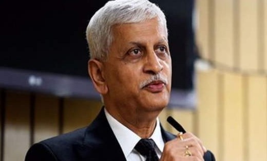 इन 6 बड़े मामलों में सुनाएंगे फैसला...CJI यूयू ललित का आज आखि... - CG Sandesh