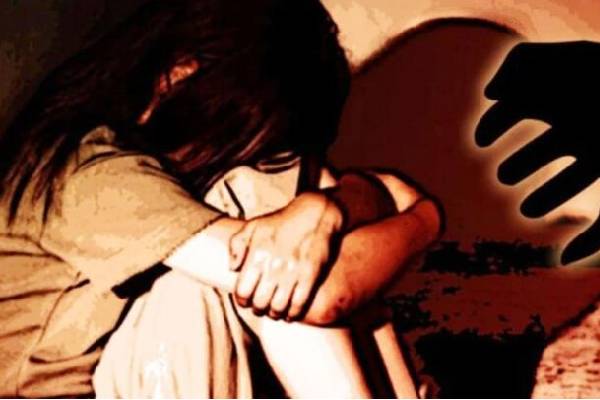 मवेशी चराने निकली मासूम भतीजी से नाबालिग चाचा ने किया दुष्कर... - CG Sandesh