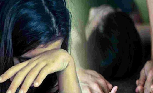 बीमार पिता के लिए घी लेने गयी युवती से गैंगरेप, आरोपियों में... - CG Sandesh