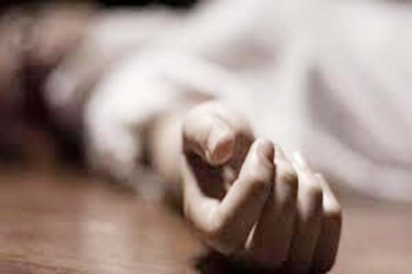 BREAKING : एक ही परिवार के 6 लोगों की घर में मिली लाश... इला... - CG Sandesh
