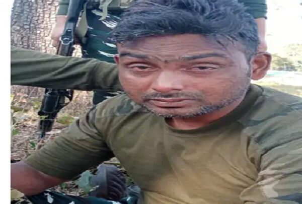 CRPF का जवान  IED ब्लास्ट की चपेट में घायल, इलाज जारी - CG Sandesh