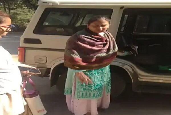 चोरी के आरोप SECL की महिला कर्मचारी गिरफ्तार... - CG Sandesh