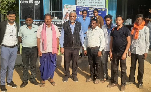 बसना : अग्रवाल नर्सिंग होम के नेतृत्व में ग्राम अरेकेल में च... - CG Sandesh
