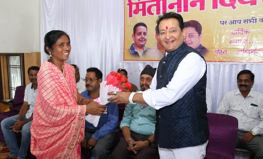 स्वास्थ्य के अधिकार के साथ-साथ मितानिन बहनें महिला सशक्तीकरण... - CG Sandesh