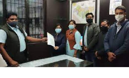 सांसद मोहन मंडावी ने तहसीलदार से की बदसलूकी, आहत अधिकारियों ... - CG Sandesh