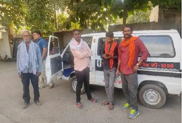 डेयरी कर्मचारी की पीट-पीटकर हत्या...जाने क्या है मामला  - CG Sandesh