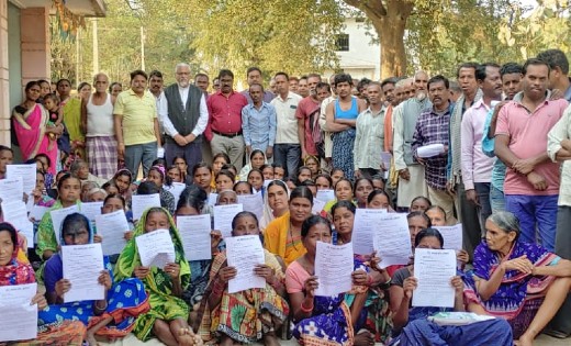 मोर आवास मोर अधिकार के तहत भाजपा मंडल बसना के ग्राम खटखटी मे... - CG Sandesh