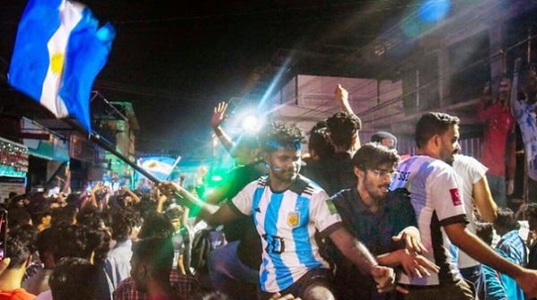 FIFA WC: भारत में जीत के जश्न के बीच हिंसा, तीन लोगों पर चाक... - CG Sandesh