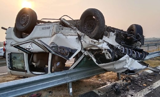 भीषण सड़क हादसे में 4 की मौत, 2 की हालत गंभीर - CG Sandesh