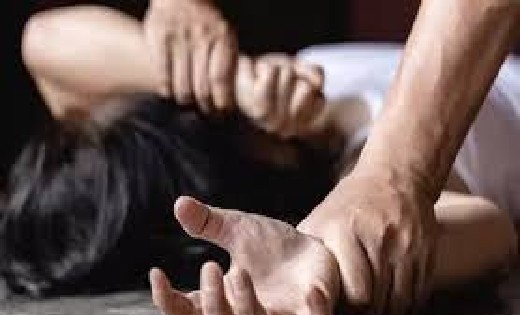 युवक ने नौकरी का झांसा देकर युवती से किया दुष्कर्म - CG Sandesh