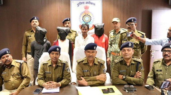 हत्या मामले में सरपंच समेत 4 आरोपी गिरफ्तार - CG Sandesh