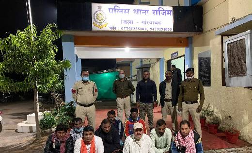 पुलिस ने 63 हजार नकदी के साथ 9 जुआरी को किया गिरफ्तार... - CG Sandesh