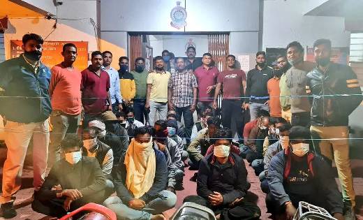 बिलासपुर पुलिस ने की छापामारी... 25 लाख की संपत्ति जब्त, 24 ... - CG Sandesh