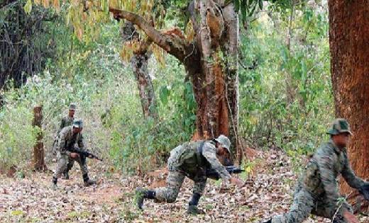  पुलिस-नक्सली में हुई मुठभेड़ , कई माओवादियों को मार गिराने ... - CG Sandesh